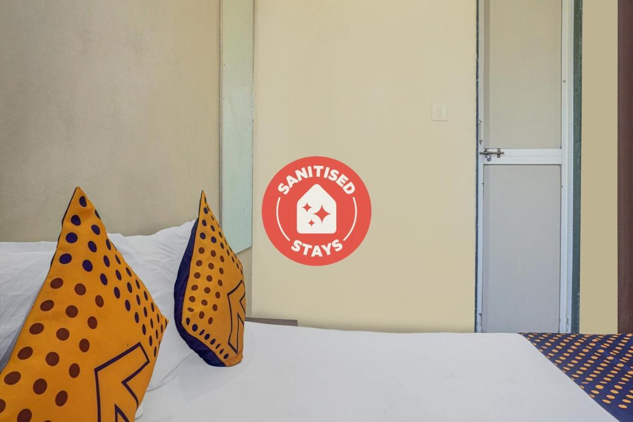 Oyo Flagship 75444 Hotel Kinara Lodging & Boarding Mangvadi 외부 사진